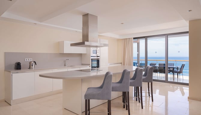 Radisson Blu Resort, Gran Canaria - Suite kjøkken / kjøkkenkrok