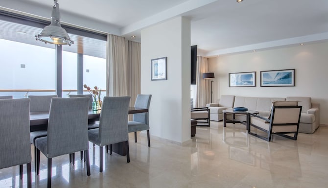 Radisson Blu Resort, Gran Canaria - Premium Suite 3 Bedroom - Dining and Living Room