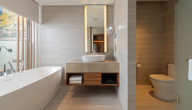 Radisson Blu Resort, Hoi An - Premium Room - Bathroom