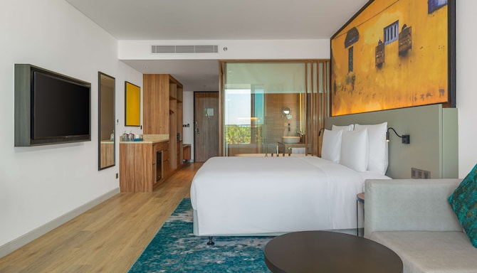 Radisson Blu Resort, Hoi An - Deluxe Pool View King