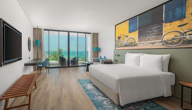 Radisson Blu Resort, Hoi An - Premium Partial Sea View King