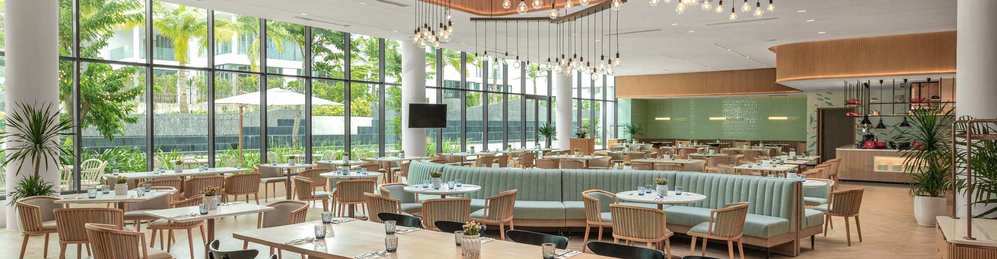 Radisson Blu Resort, Hoi An - Evolve Restaurant