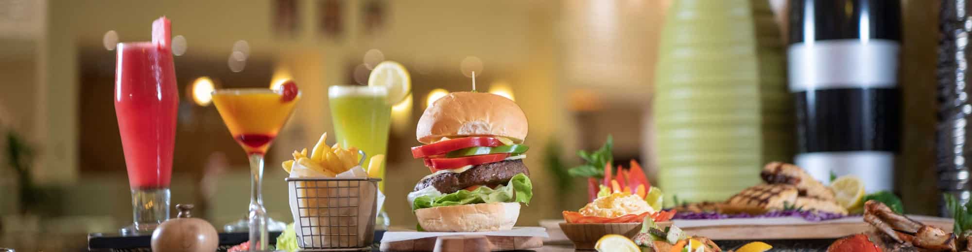 منتجع راديسون بلو، جيزان - المطعم