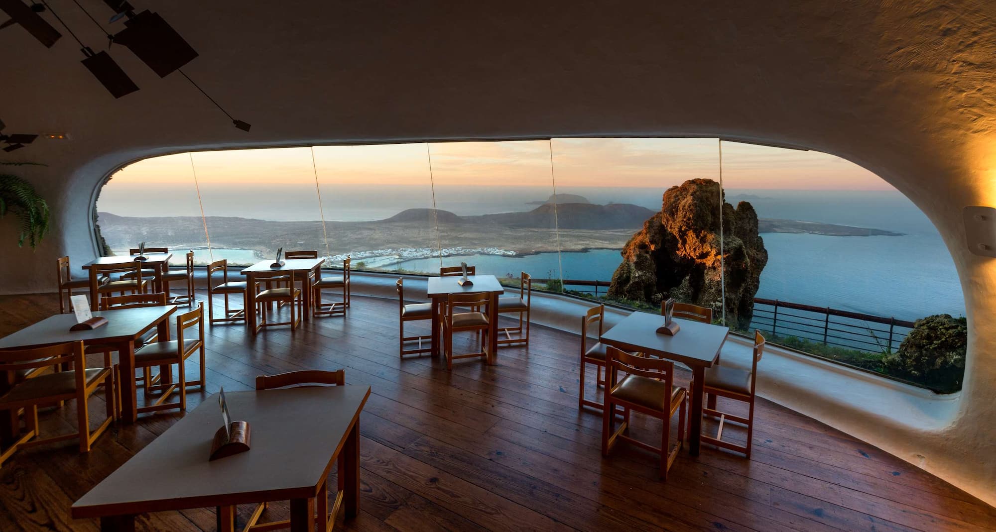 Radisson Blu Resort, Lanzarote - Mirador Del Rio with a view to La Graciosa