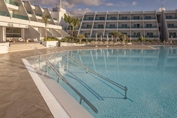 Radisson Blu Resort, Lanzarote - Main Pool