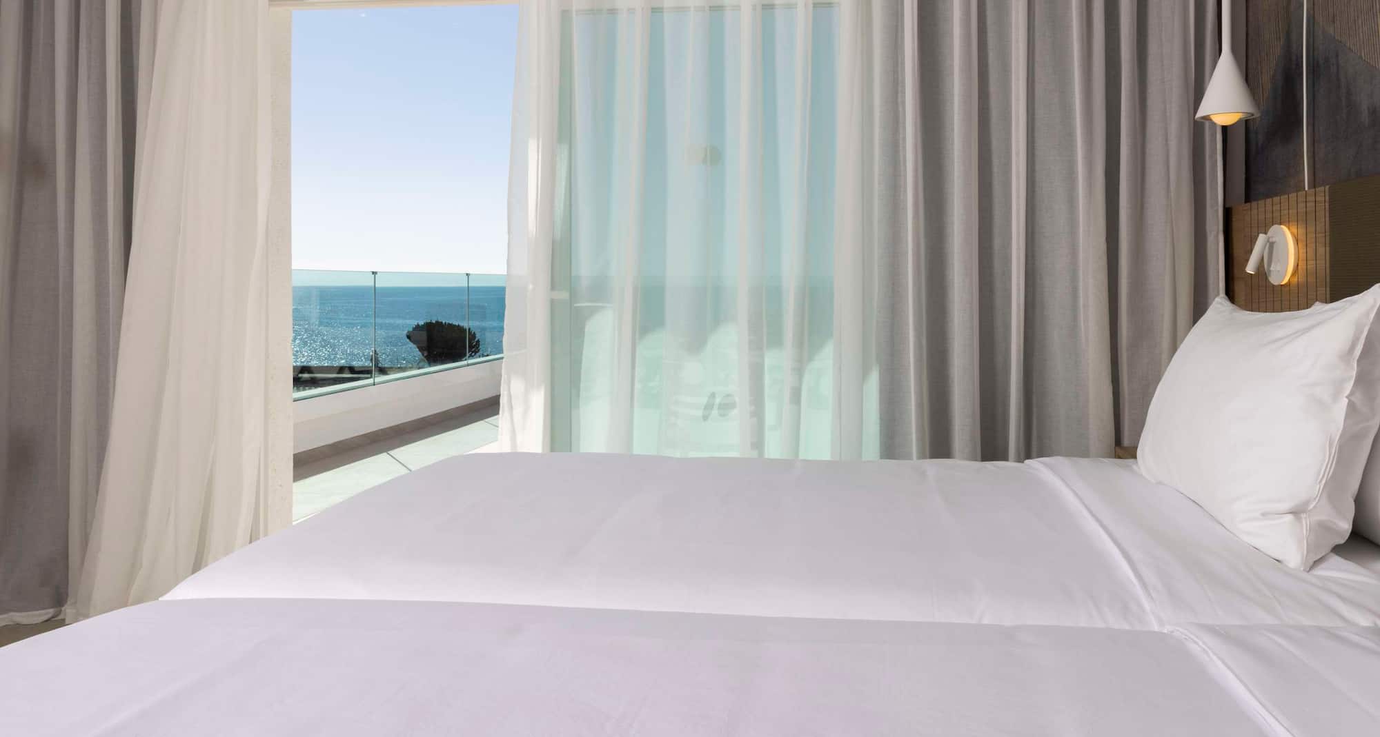 Radisson Blu Resort, Lanzarote - Suite Ocean Front View