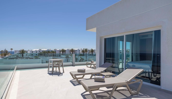 Radisson Blu Resort, Lanzarote - Vue de la suite