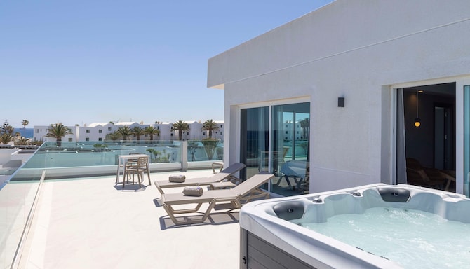 Radisson Blu Resort, Lanzarote - Vue de la suite