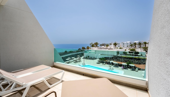 Radisson Blu Resort, Lanzarote - Vue de la suite