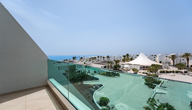 Radisson Blu Resort, Lanzarote - Vue de la suite