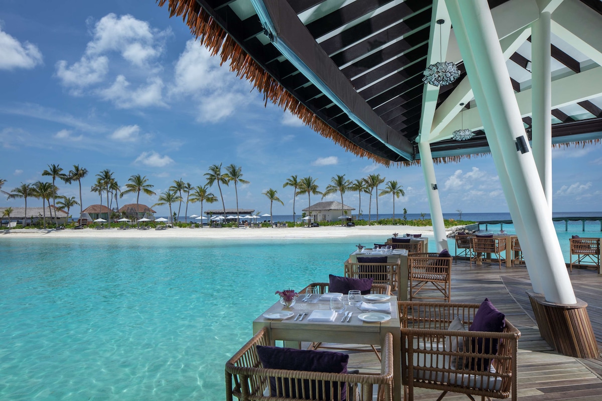 Radisson Blu Resort, Maldives - Raha Restaurant