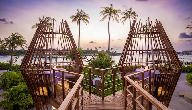 Radisson Blu Resort, Maldives - Dining by Design Ocean Pod