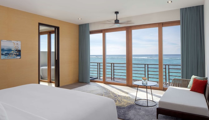Radisson Blu Resort, Maldives - Presidential Water Villa 2nd floor bedroom