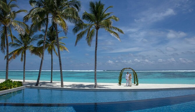 Dream Weddings in Paradise Island Resort & Spa – Maldives Virtual Tour