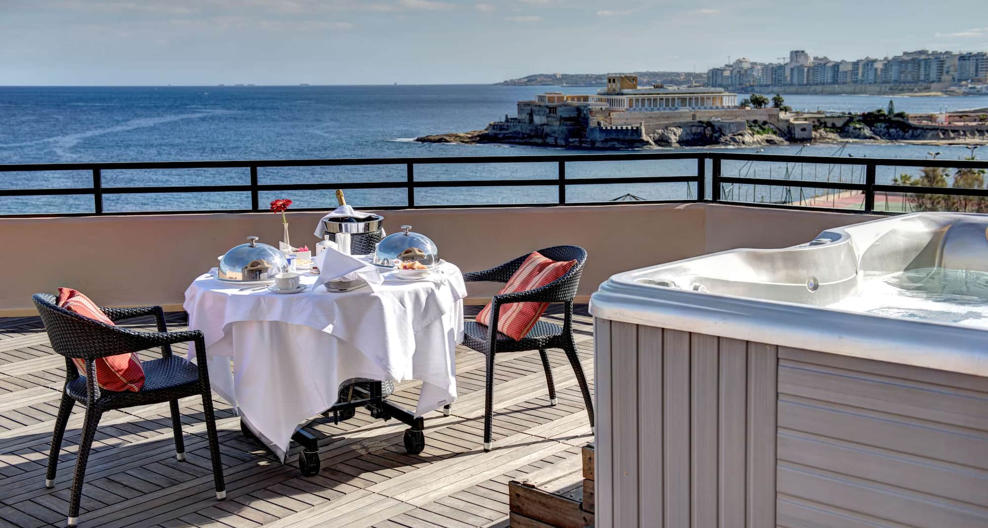 Radisson Blu Resort, Malta St. Julian s - Premium Suite with Terrace - Sea View