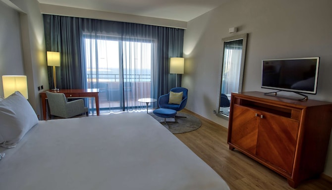 Radisson Blu Resort, Malta St. Julians - Premium Room With Balcony - Seaview