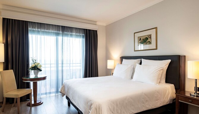 Radisson Blu Resort, Malta St. Julians - Junior Suite with Balcony - Sea View