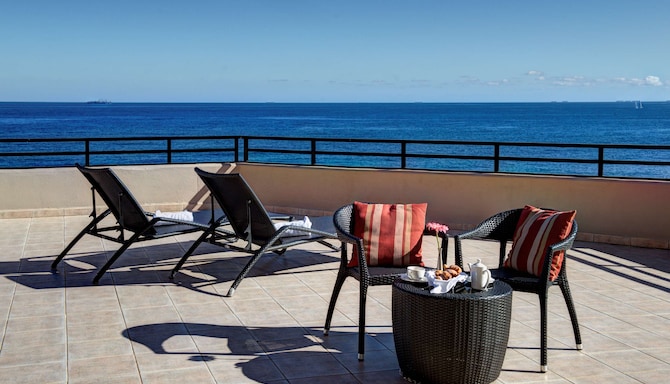 Radisson Blu Resort, Malta St. Julians - Terrace Suite