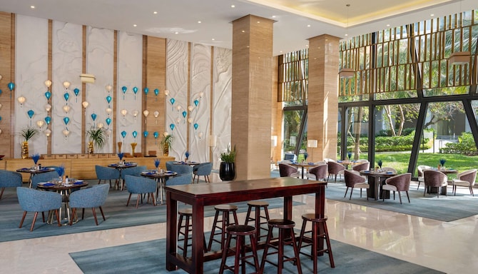 Annex Lounge