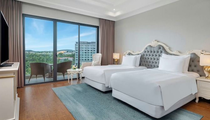 Radisson Blu Resort, Phu Quoc - Deluxe Room with twin beds