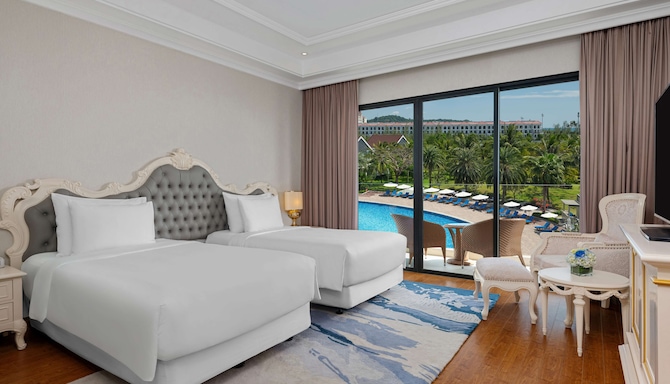 Radisson Blu Resort, Phu Quoc - Deluxe Room with pool view