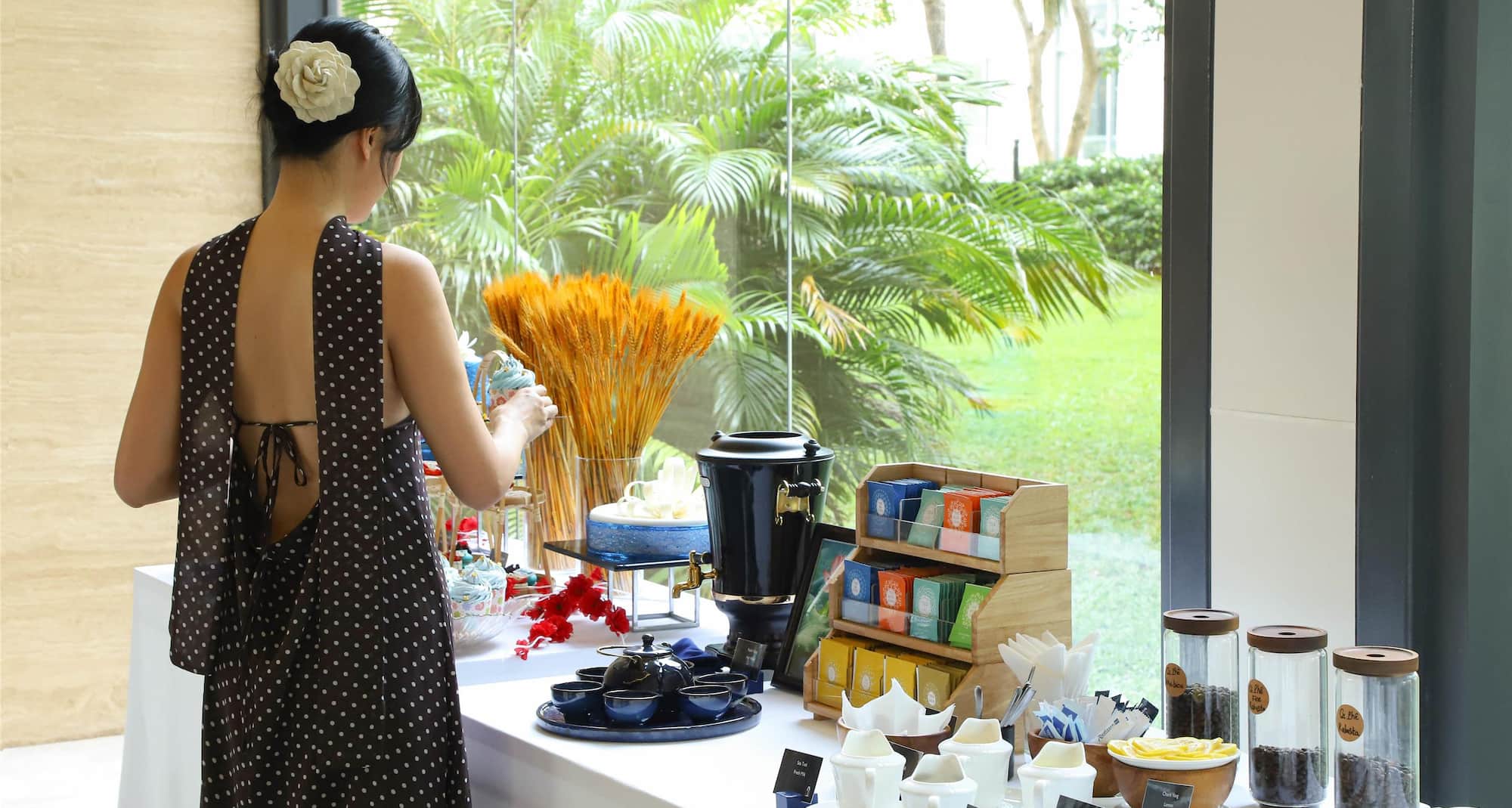 Radisson Blu Resort, Phu Quoc - Art Time - Tea Time