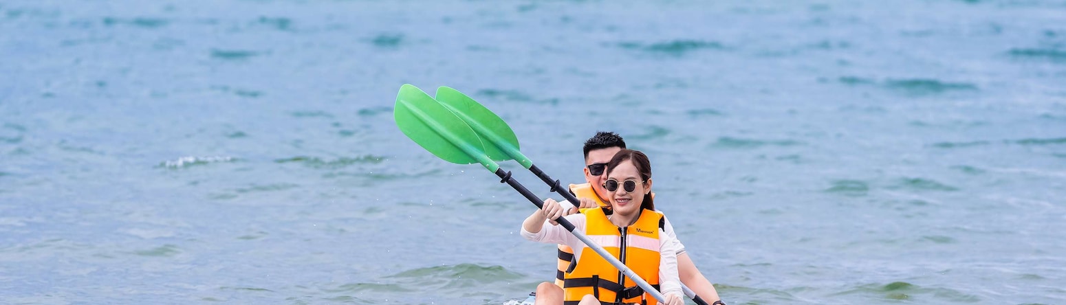 Radisson Blu Resort, Phu Quoc - Kayaking