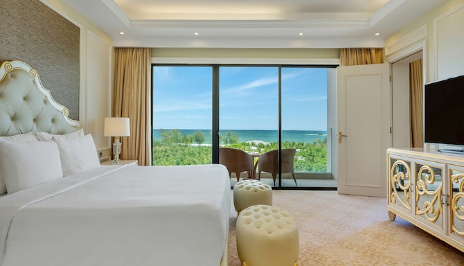 Radisson Blu Resort, Phu Quoc - Sea View Suite