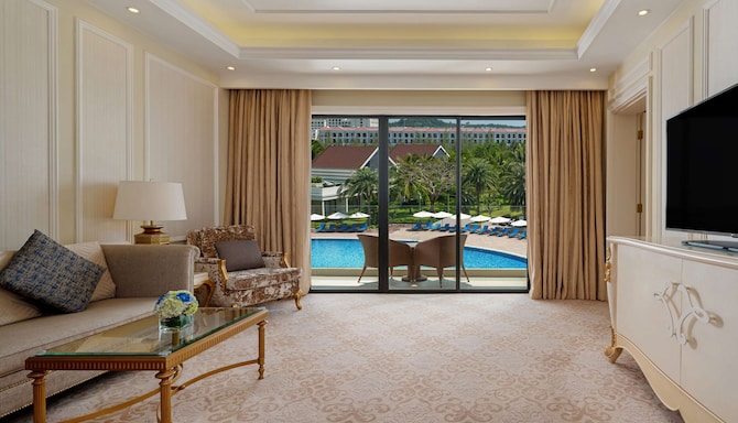 Radisson Blu Resort, Phu Quoc - One Bedroom Suite with pool view