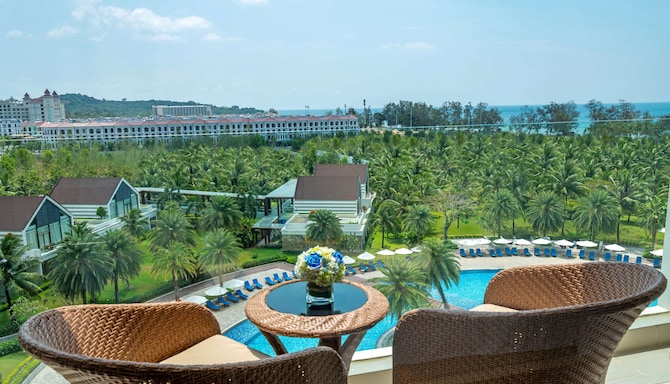 Radisson Blu Resort, Phu Quoc - View from balcony