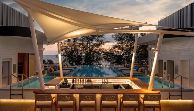 Radisson Blu Resort Phuket, Mai Khao Beach - Luana on Sii
