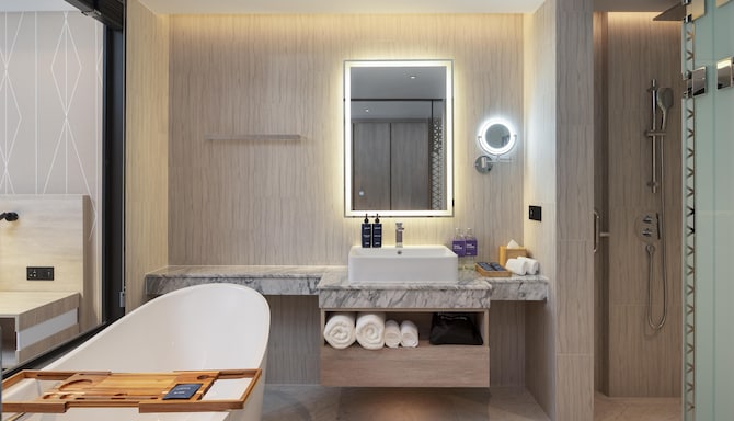 Radisson Blu Resort Phuket, Mai Khao Beach - Premium Room Ocean Front with Balcony