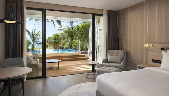 Radisson Blu Resort Phuket, Mai Khao Beach - Superior Room with Terrace and Pool