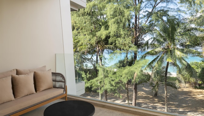 Radisson Blu Resort Phuket, Mai Khao Beach - Superior Room Ocean Front with Balcony