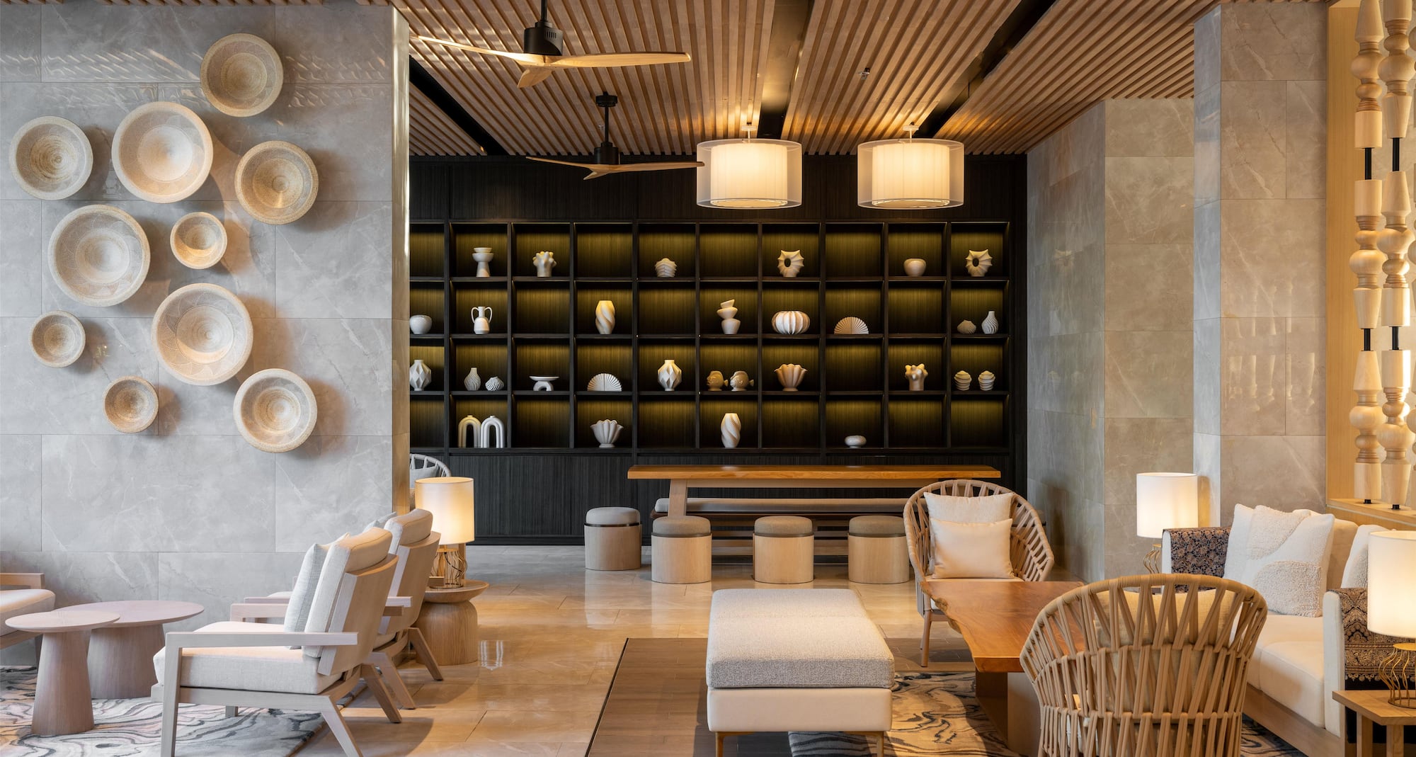 Radisson Blu Resort Phuket, Mai Khao Beach - Lobbyansicht