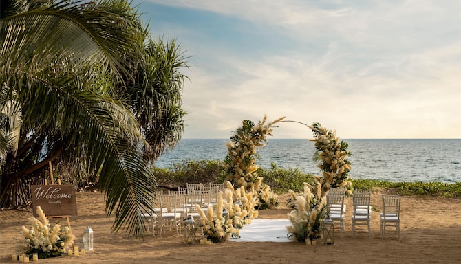 Radisson Blu Resort Phuket, Mai Khao Beach - Beach Wedding
