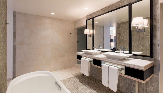 Radisson Blu Resort, Saidia Beach - Royal Suite Bathroom