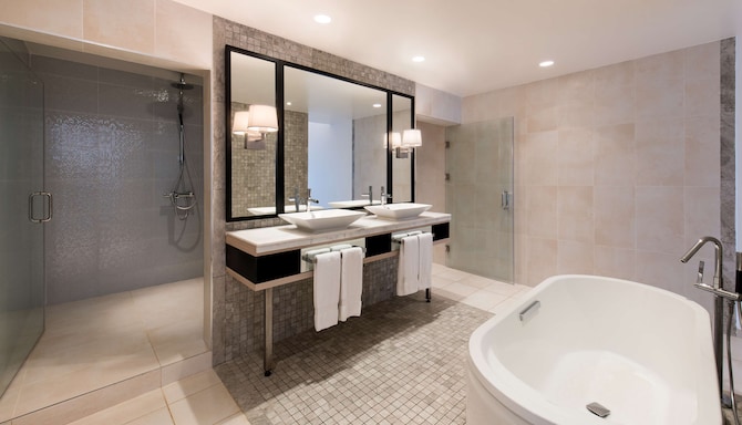 Radisson Blu Resort, Saidia Beach - Royal Suite Bathroom