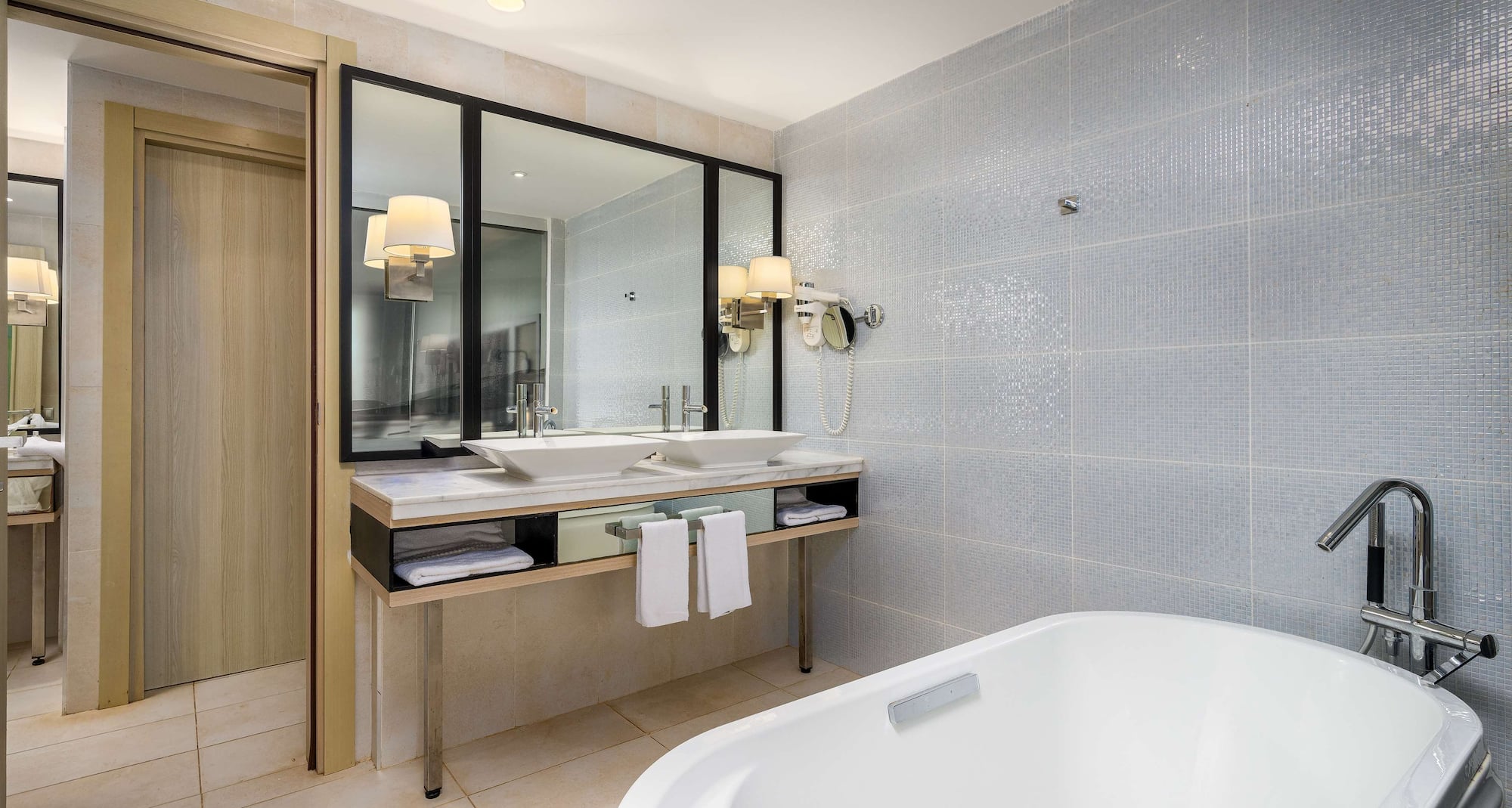 Junior Suite – Front de Mer – photo 4