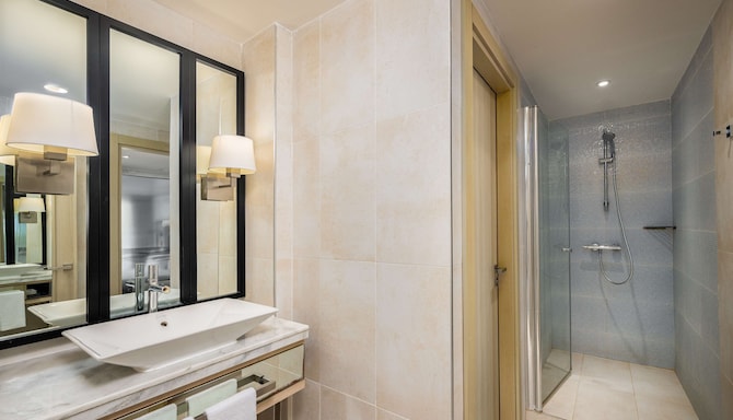 Radisson Blu Resort, Saidia Beach - Junior Suite - Bathroom