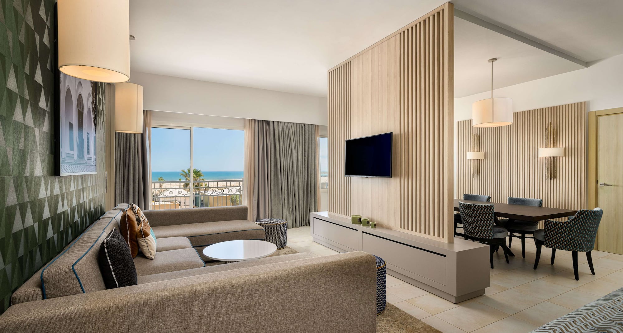 Suite Royale – Front de Mer – photo 1