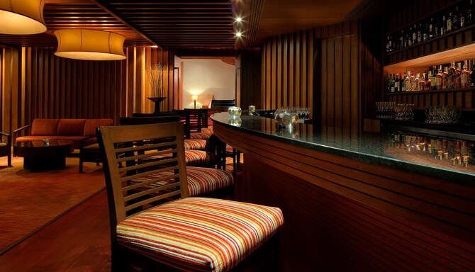 Radisson Blu Resort & Spa - Alibaug, India - Lounge Bar
