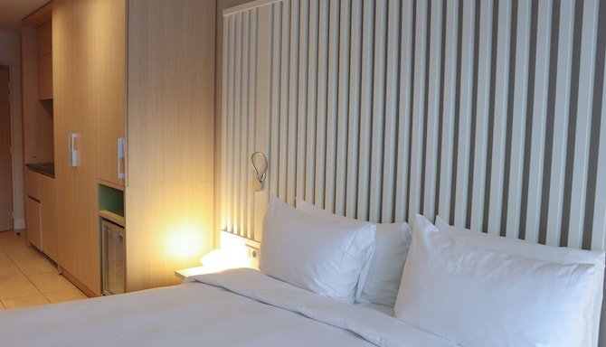 Radisson Blu Resort & Spa, Ajaccio Bay - Guest room kitchen/kitchenette