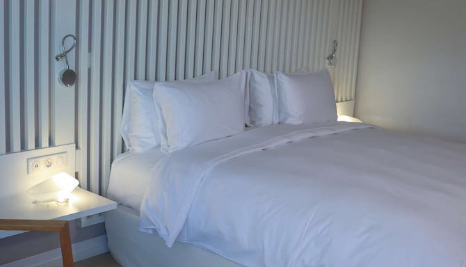 Radisson Blu Resort & Spa, Ajaccio Bay - Standard Room with balcony