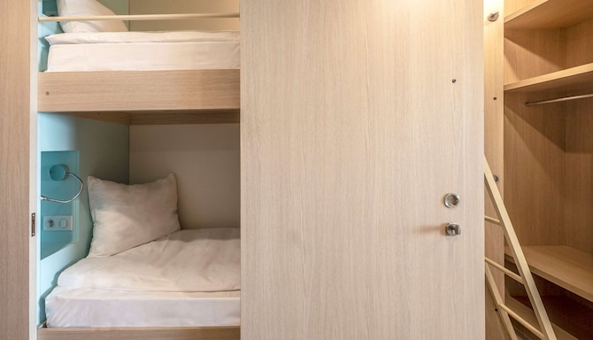 Radisson Blu Resort & Spa, Ajaccio Bay - Family room with balcony - sea view