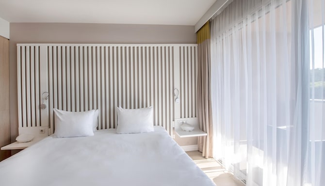 Radisson Blu Resort & Spa, Ajaccio Bay - Chambres / Logements