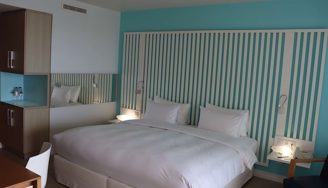 Radisson Blu Resort & Spa, Ajaccio Bay - Suite