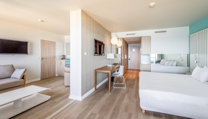 Radisson Blu Resort & Spa, Ajaccio Bay - Suite