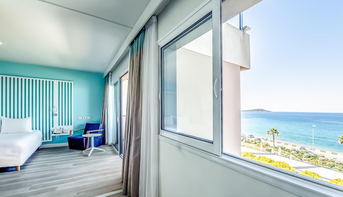 Radisson Blu Resort & Spa, Ajaccio Bay - Suite