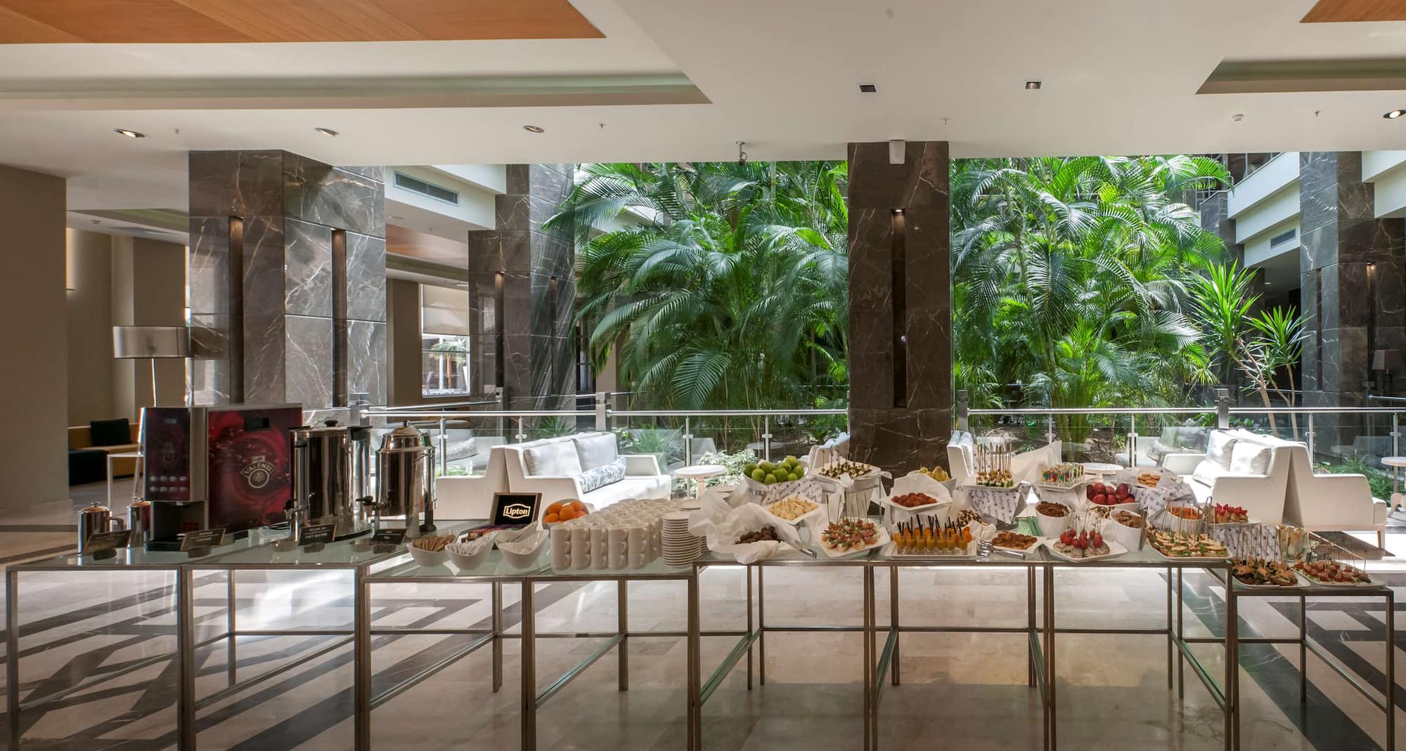 Radisson Blu Resort and Spa, Cesme - Foyer Buffet